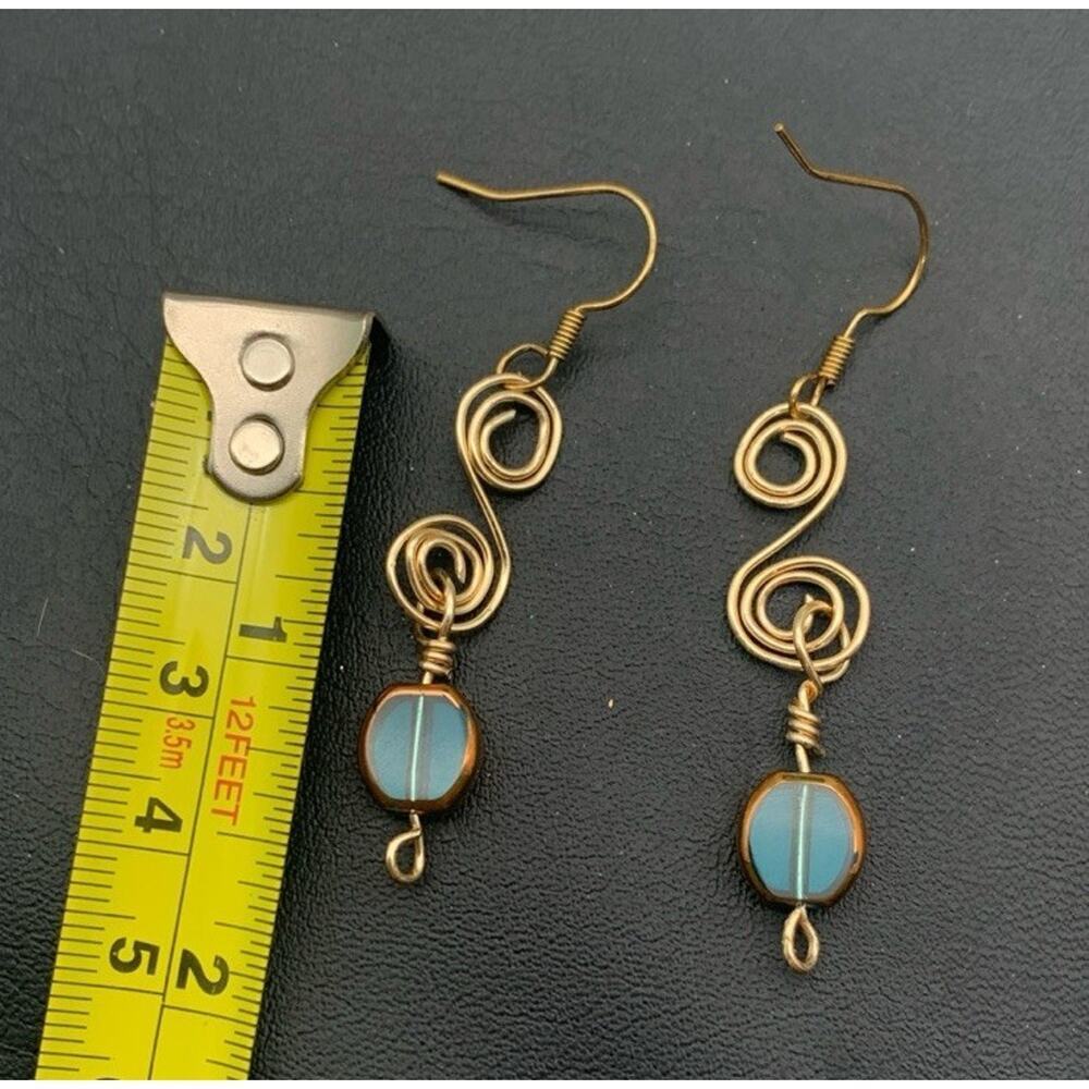 Beautiful Artsy Gold Tone Spiral Earrings With A Blue Copper Coated Glass Bead - Picture 4 of 4